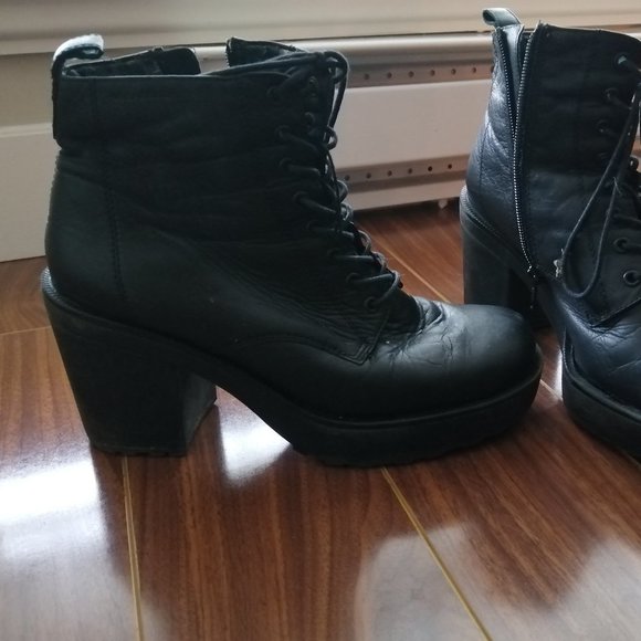 Black Vagabond Heeled Combat Boots - Picture 1 of 3